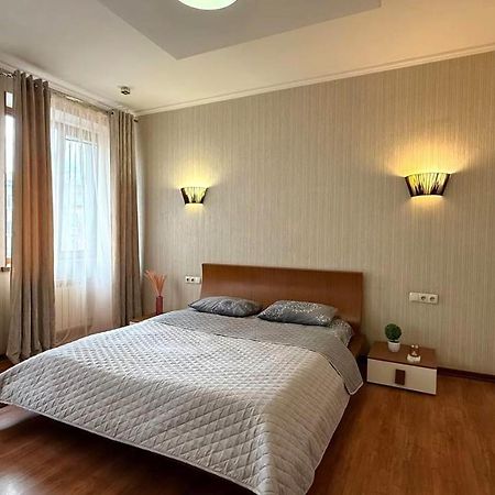 Appartamento Mironositskaya 75 Charkiv Esterno foto