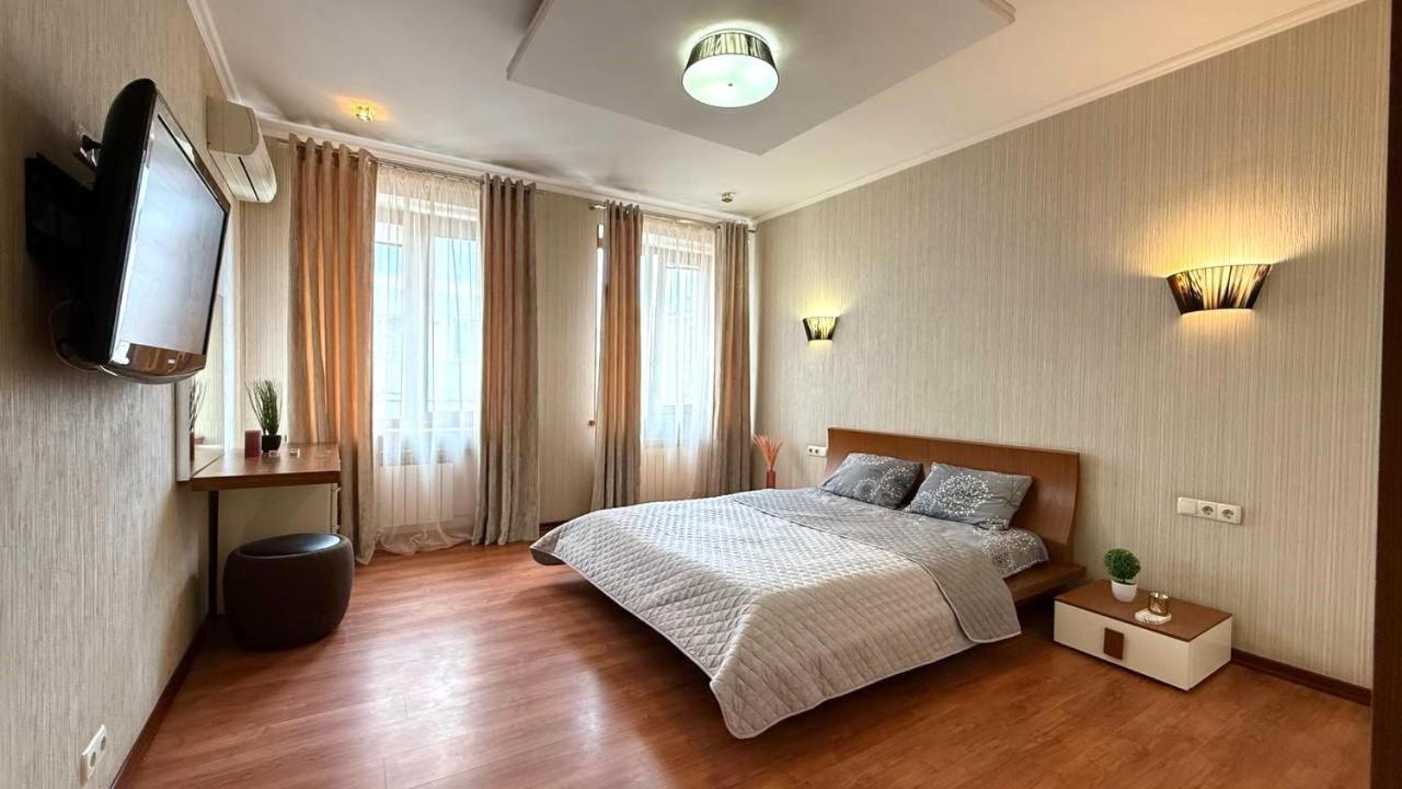 Appartamento Mironositskaya 75 Charkiv Esterno foto