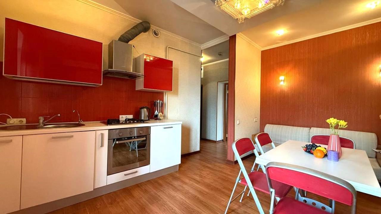 Appartamento Mironositskaya 75 Charkiv Esterno foto